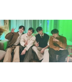 아스트로 (ASTRO).jpg