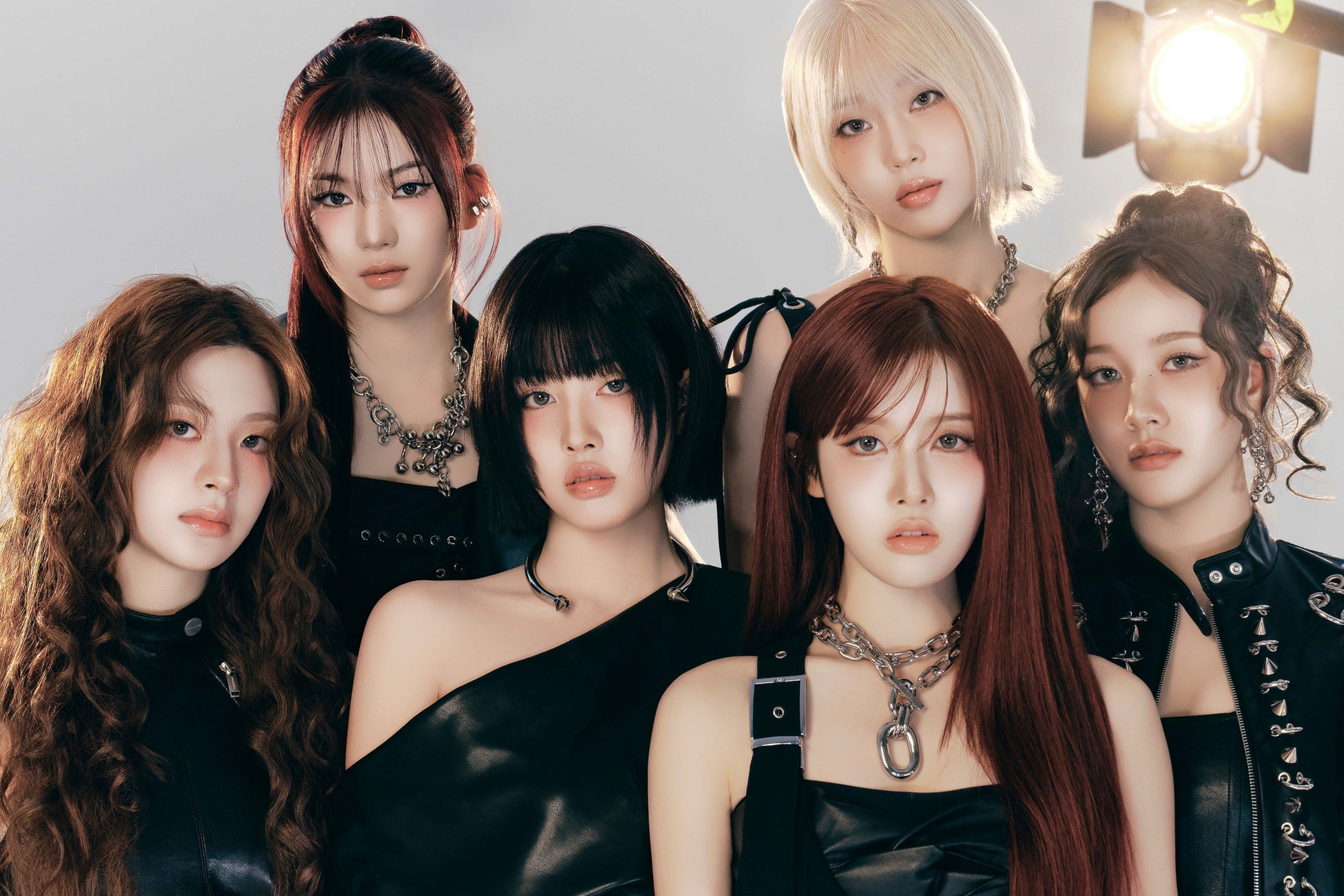 스테이씨 (STAYC).jpeg